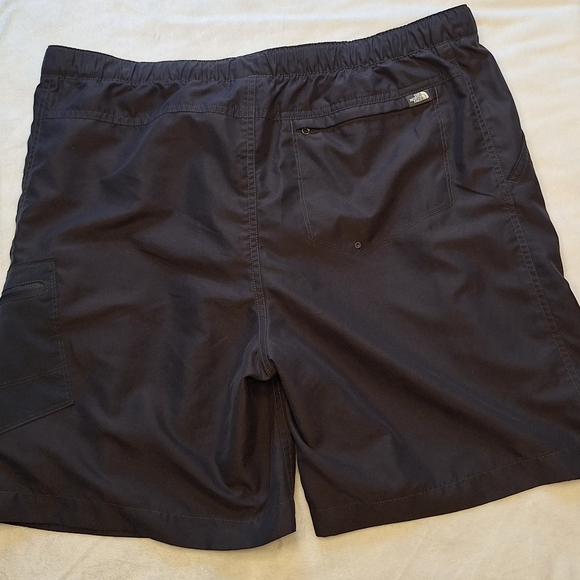 The North Face Black Swim Shorts - Picture 5 of 16